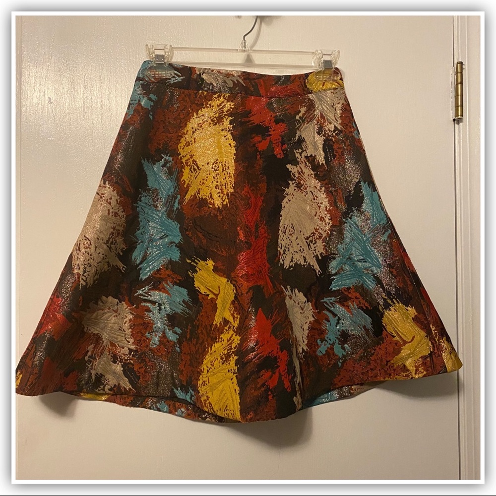 Shimming A-line Abstract Print Skirt